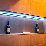 Le Voluptueux ~ Sauna ~ Jacuzzi ~ Centre-ville * Angers