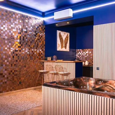公寓 Le Voluptueux ~ Sauna ~ Jacuzzi ~ Centre-ville