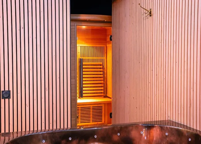 Le Voluptueux ~ Sauna ~ Jacuzzi ~ Centre-ville * Angers