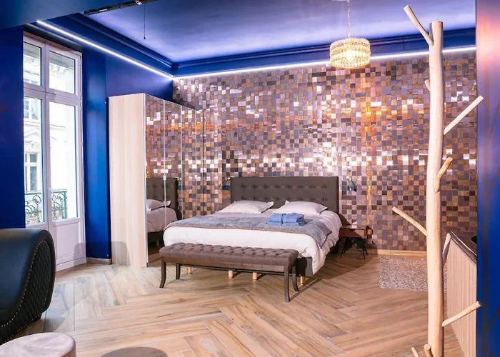 Apartamento Le Voluptueux ~ Sauna ~ Jacuzzi ~ Centre-ville